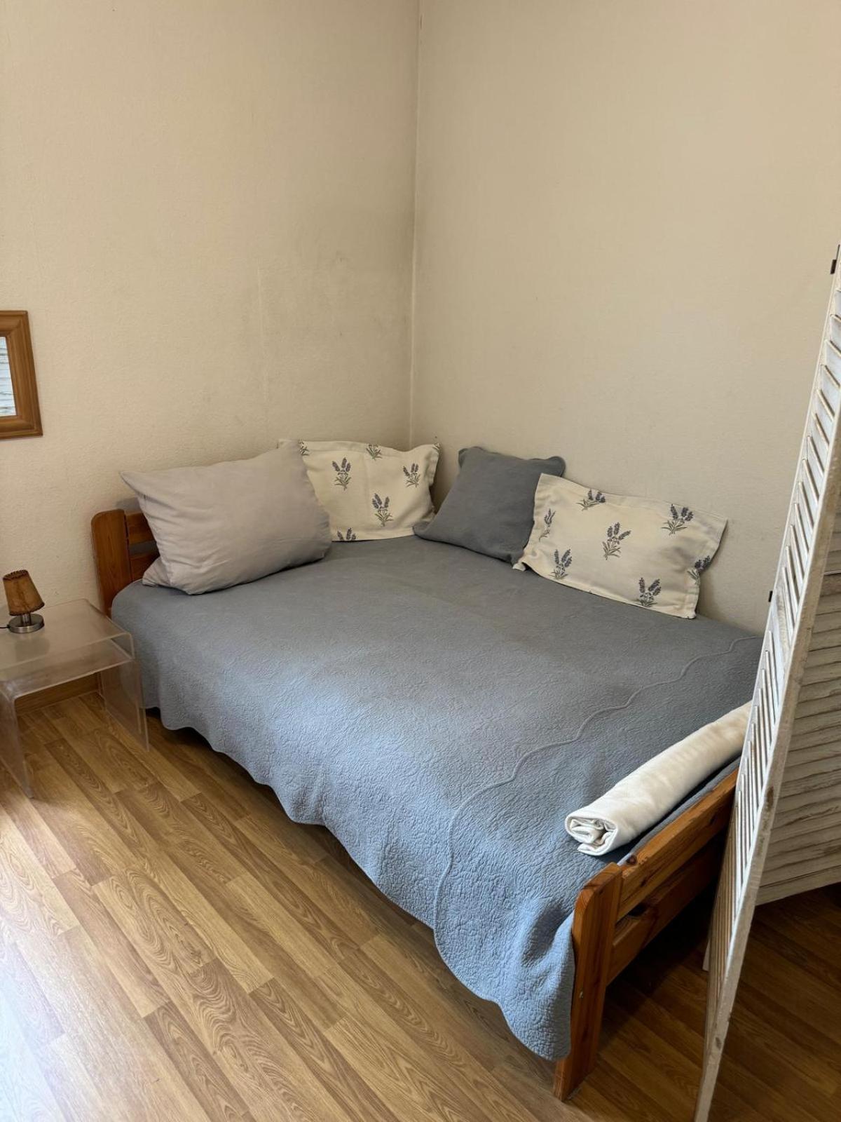 Gemuetliches Komfortables Zimmer Fuer 1 Person Im Zentrum München Buitenkant foto