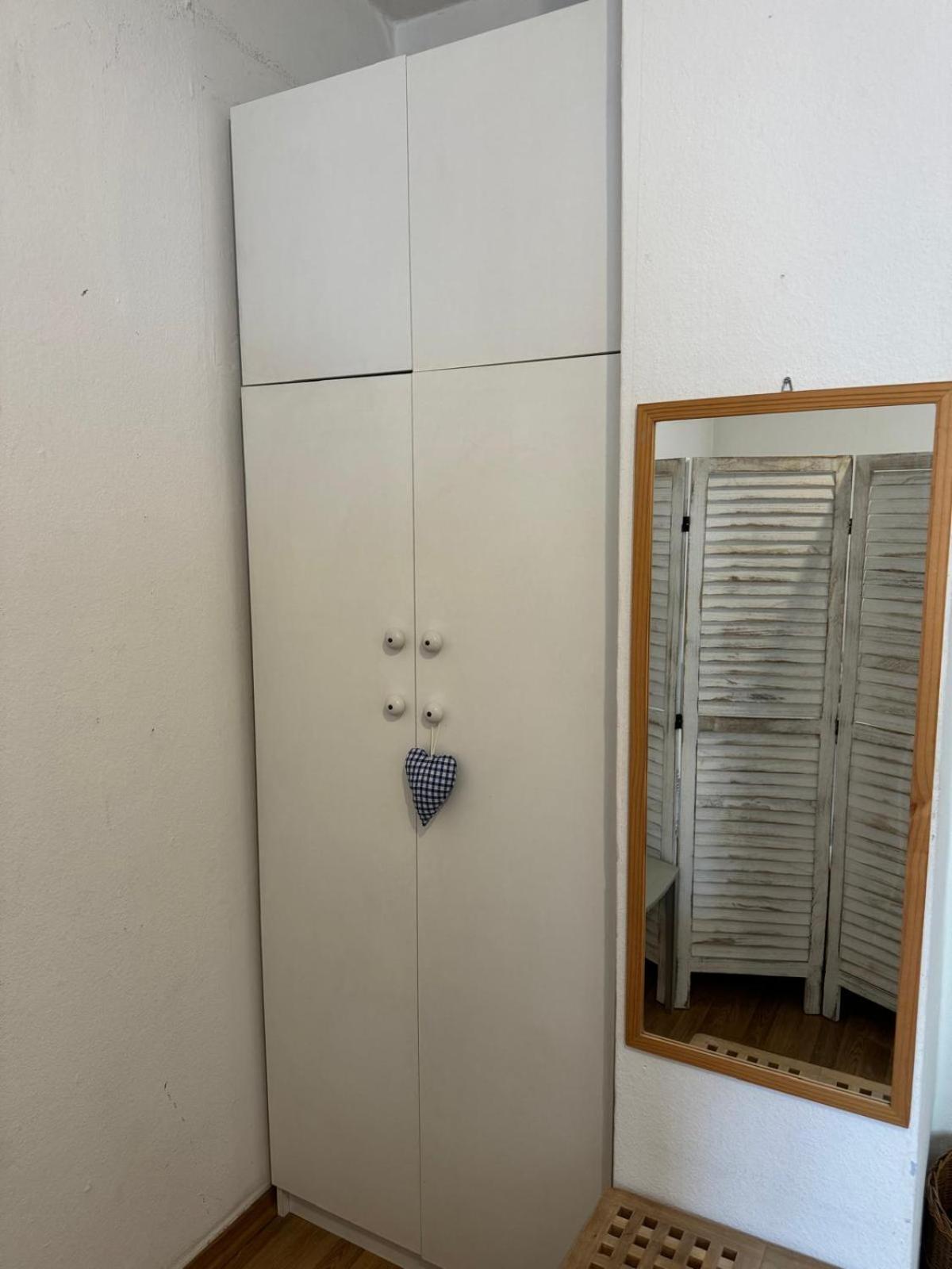 Gemuetliches Komfortables Zimmer Fuer 1 Person Im Zentrum München Buitenkant foto